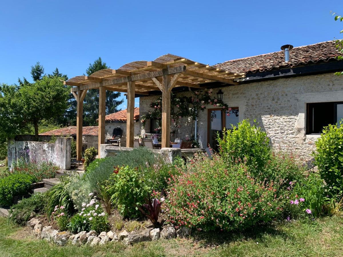 Chez Sarrazin Villa Brossac Bagian luar foto