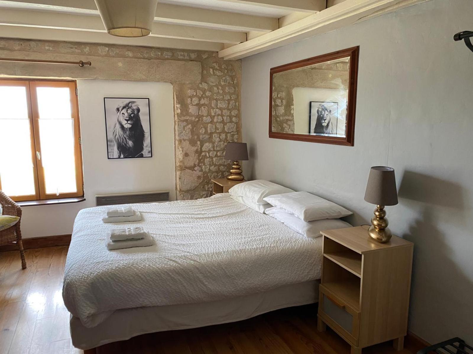 Chez Sarrazin Villa Brossac Bagian luar foto