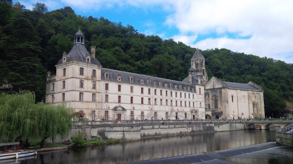 Chez Sarrazin Villa Brossac Ruang foto