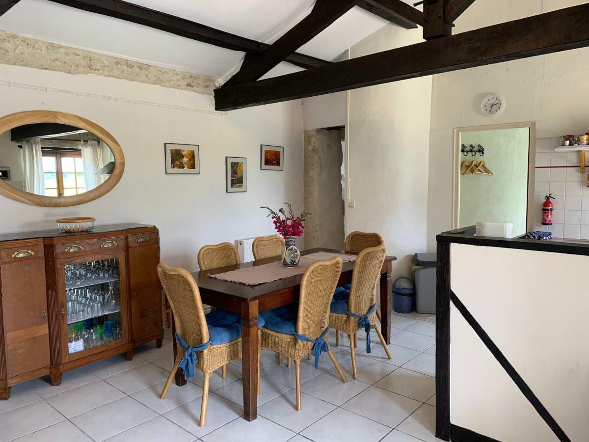 Chez Sarrazin Villa Brossac Bagian luar foto