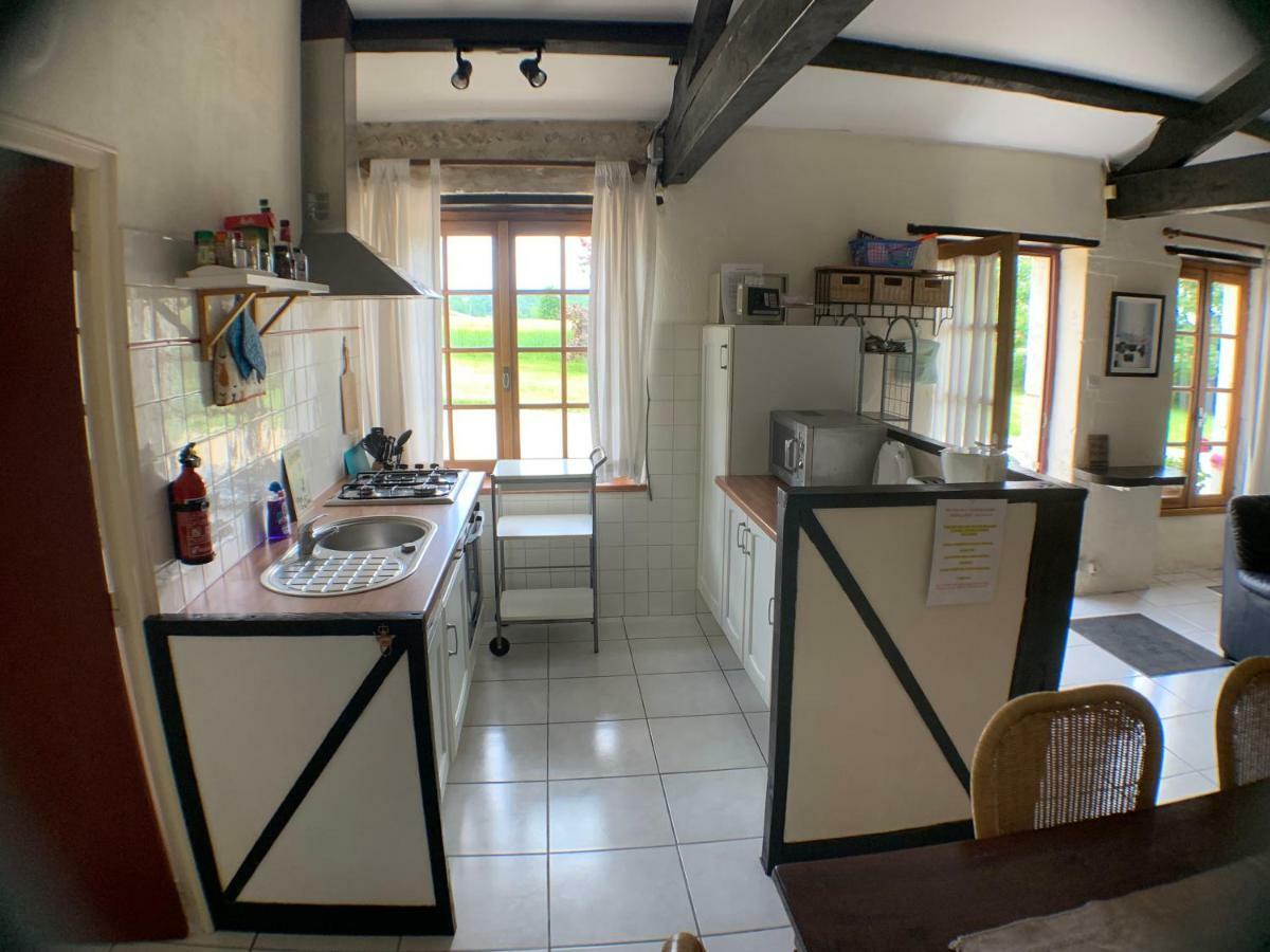 Chez Sarrazin Villa Brossac Bagian luar foto